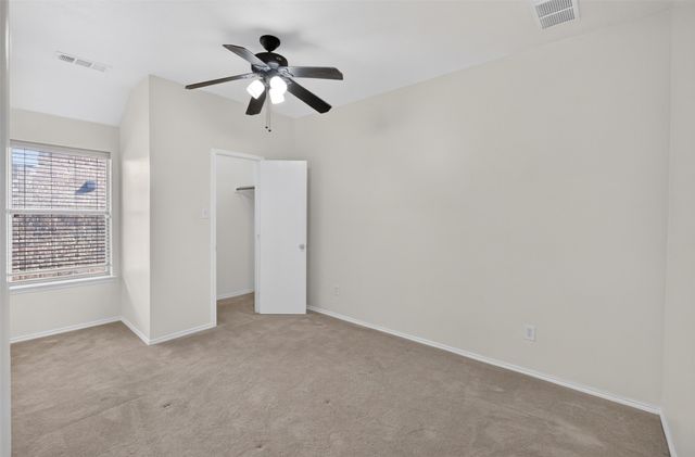 5916 Crestview Drive, Grand Prairie, TX 75052