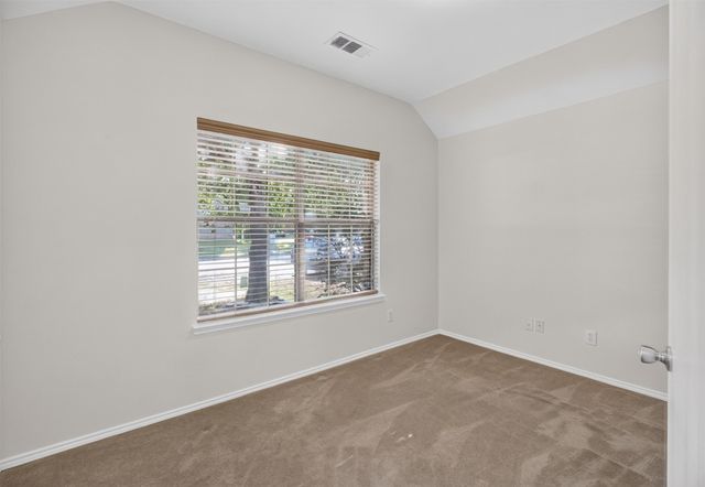 5916 Crestview Drive, Grand Prairie, TX 75052