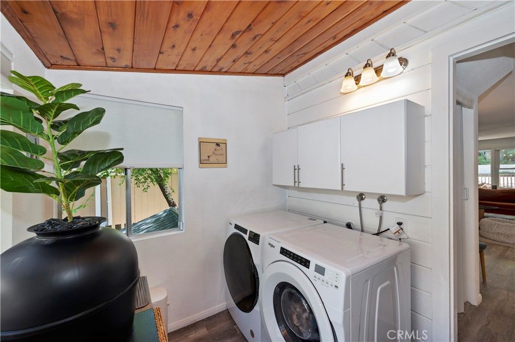Image 16 of property listing at 23916 Pioneer Camp, Crestline, CA 92325