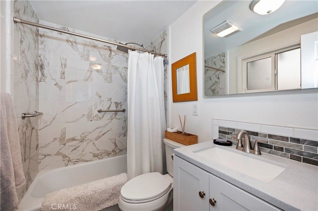 Image 17 of property listing at 23916 Pioneer Camp, Crestline, CA 92325