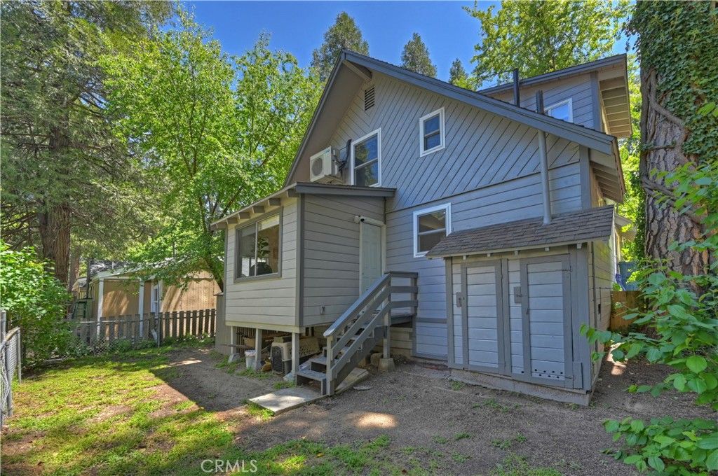 Image 34 of property listing at 23916 Pioneer Camp, Crestline, CA 92325
