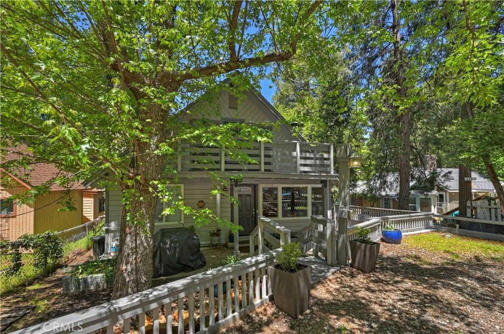 Image 36 of property listing at 23916 Pioneer Camp, Crestline, CA 92325