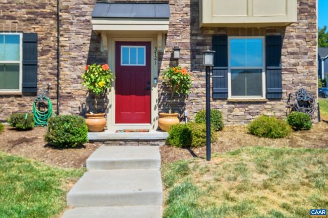 3721 SEDGEWICK LN, Keswick, VA 22947