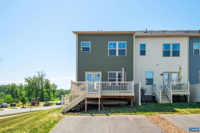 3721 SEDGEWICK LN, Keswick, VA 22947