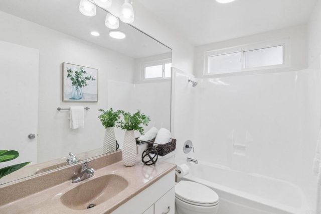 1209 Hueneme Street 9, San Diego, CA 92110