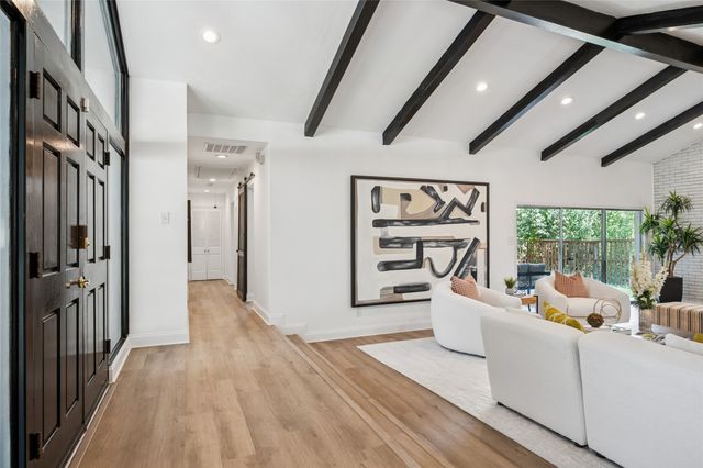 912 Glen Oaks Blvd, Dallas, TX 75232