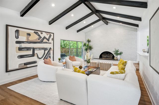 912 Glen Oaks Blvd, Dallas, TX 75232