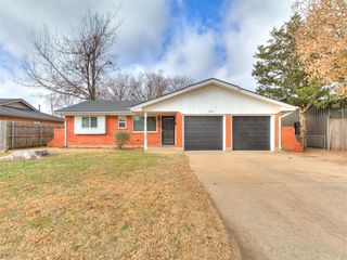 202 Thompson Drive, Norman, OK 73069