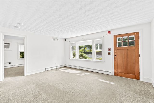 32 Plymouth Street, Middleboro, MA 02346
