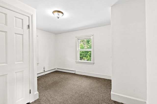 32 Plymouth Street, Middleboro, MA 02346