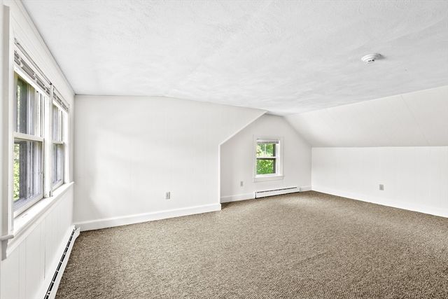 32 Plymouth Street, Middleboro, MA 02346