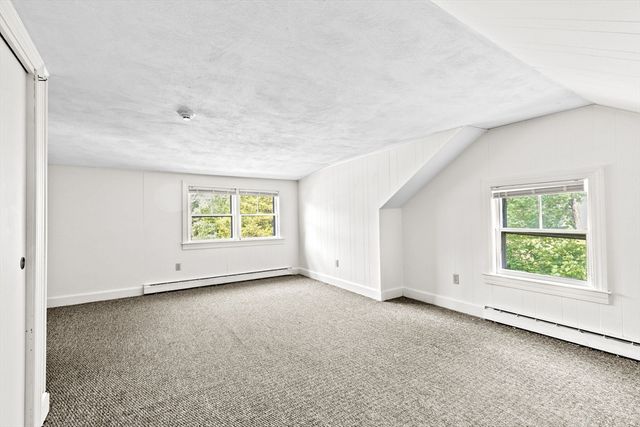 32 Plymouth Street, Middleboro, MA 02346