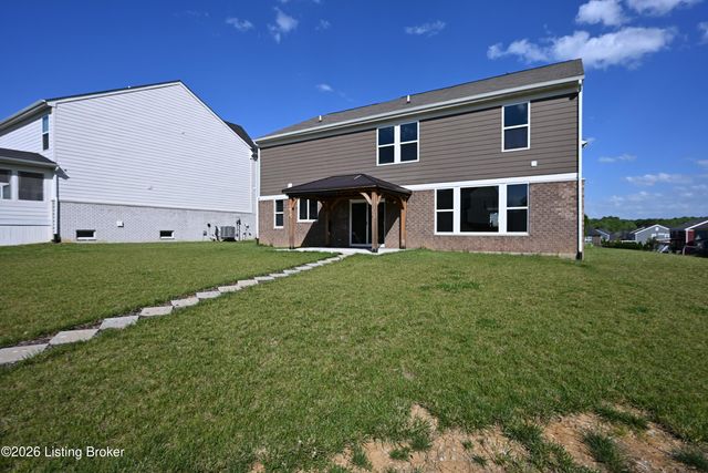 15806 Stonehouse Ct, Louisville, KY 40245