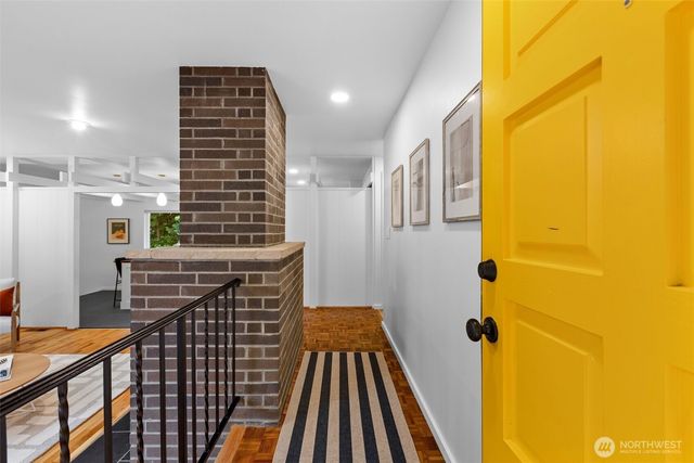 16007 SE 31st Street, Bellevue, WA 98008