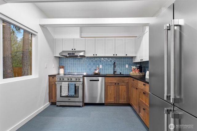 16007 SE 31st Street, Bellevue, WA 98008