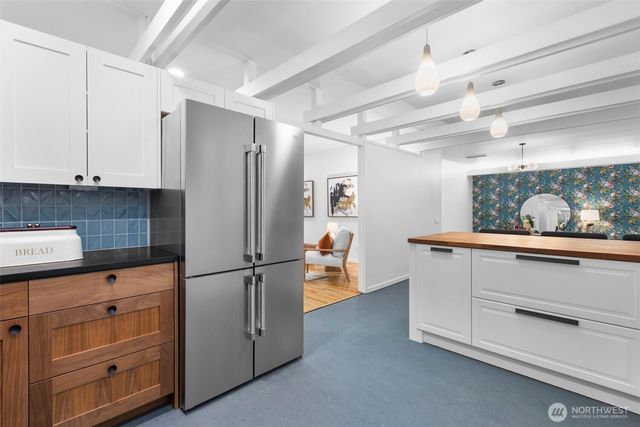 16007 SE 31st Street, Bellevue, WA 98008