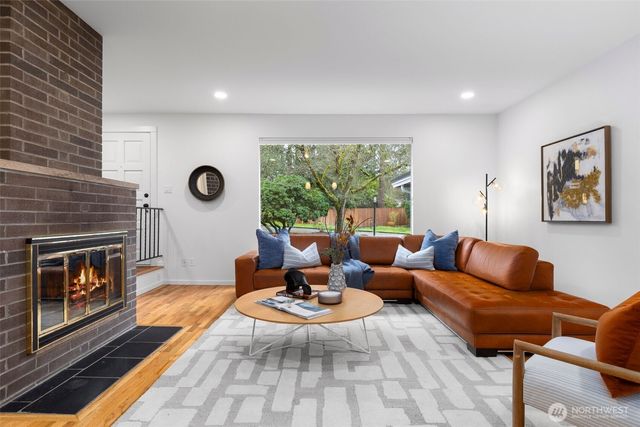 16007 SE 31st Street, Bellevue, WA 98008