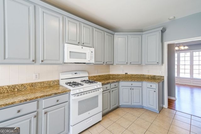 2037 Castlemaine Circle, Woodstock, GA 30189