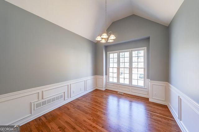 2037 Castlemaine Circle, Woodstock, GA 30189