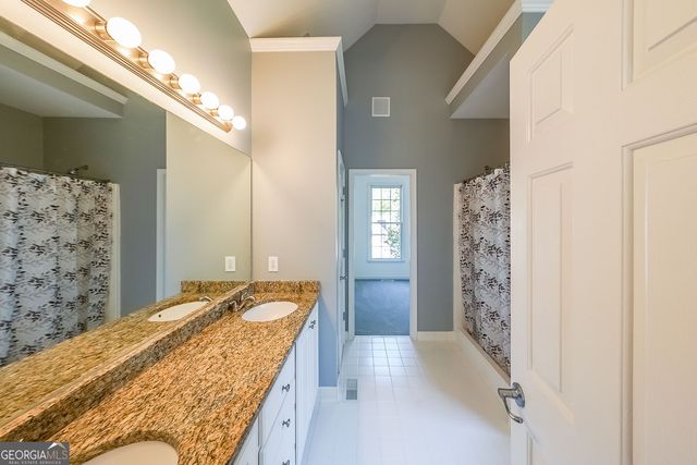 2037 Castlemaine Circle, Woodstock, GA 30189