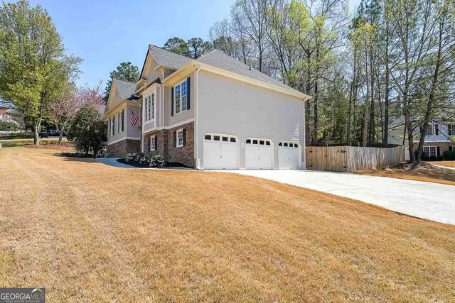 2037 Castlemaine Circle, Woodstock, GA 30189