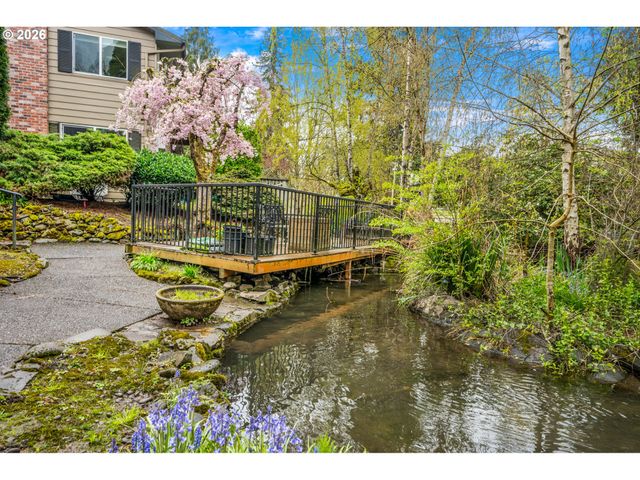 8333 Se 23RD Ave, Portland, OR 97202