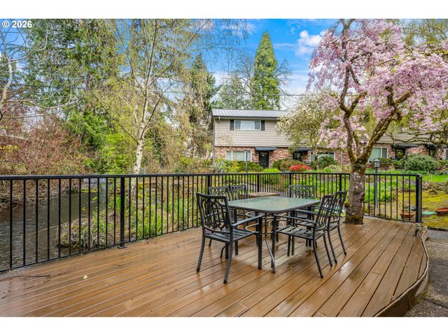 8333 Se 23RD Ave, Portland, OR 97202