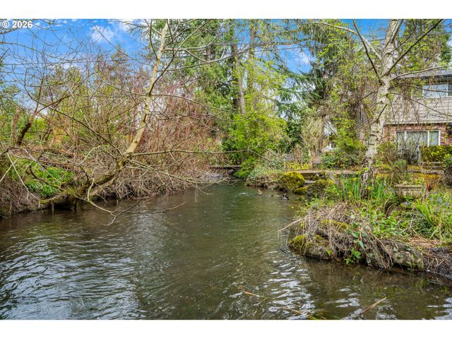 8333 Se 23RD Ave, Portland, OR 97202