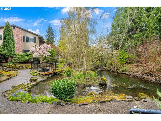 8333 Se 23RD Ave, Portland, OR 97202