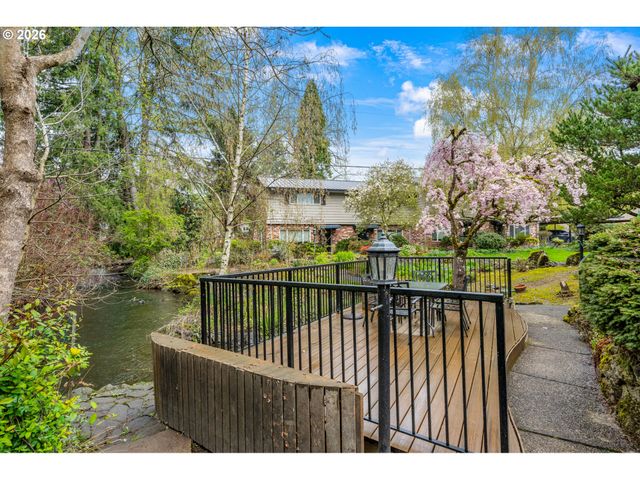 8333 Se 23RD Ave, Portland, OR 97202