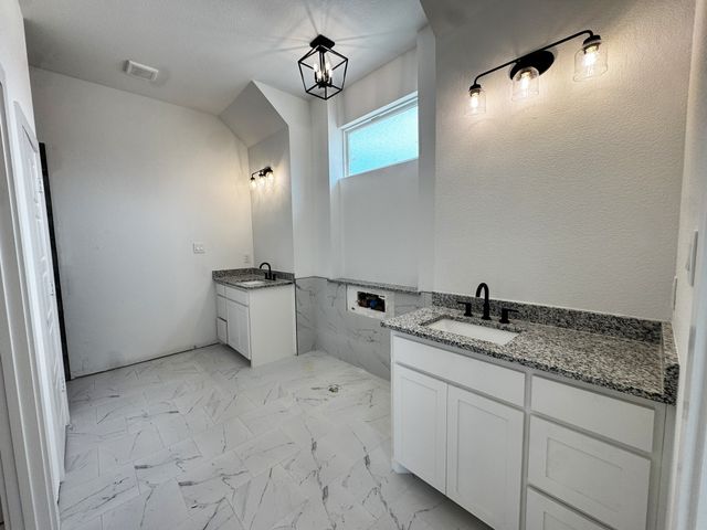 1098 Silver Sage Trail, Weatherford, TX 76085