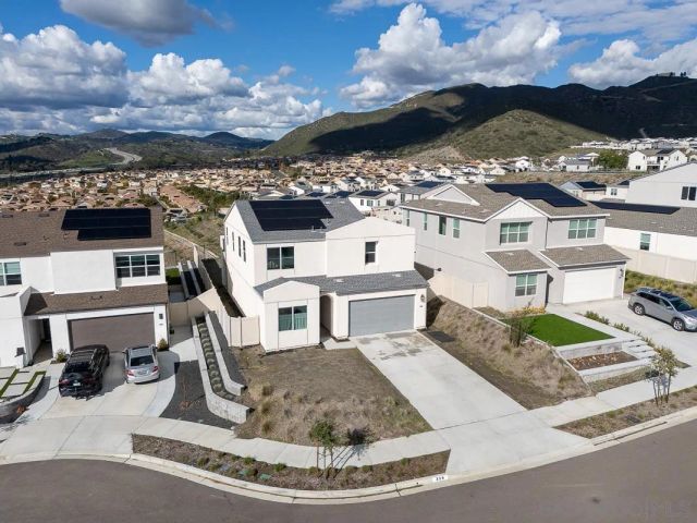 316 CANTER COURT, Fallbrook, CA 92028