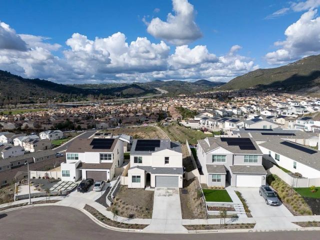 316 CANTER COURT, Fallbrook, CA 92028