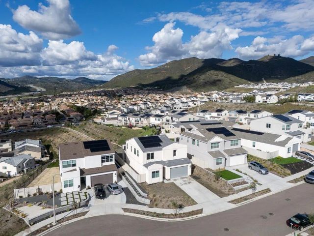 316 CANTER COURT, Fallbrook, CA 92028