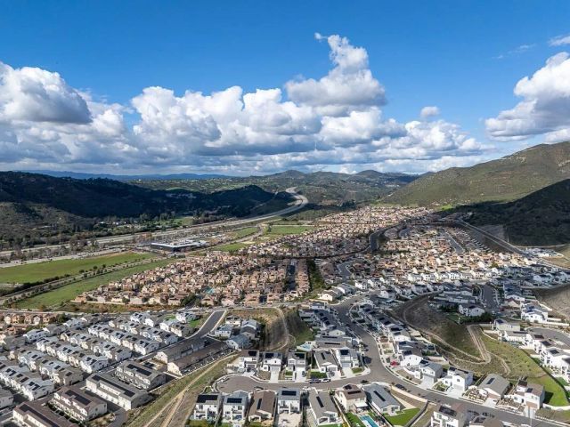 316 CANTER COURT, Fallbrook, CA 92028