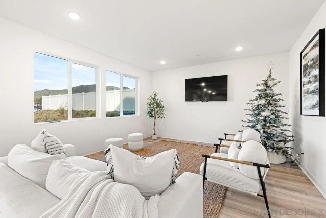 316 CANTER COURT, Fallbrook, CA 92028