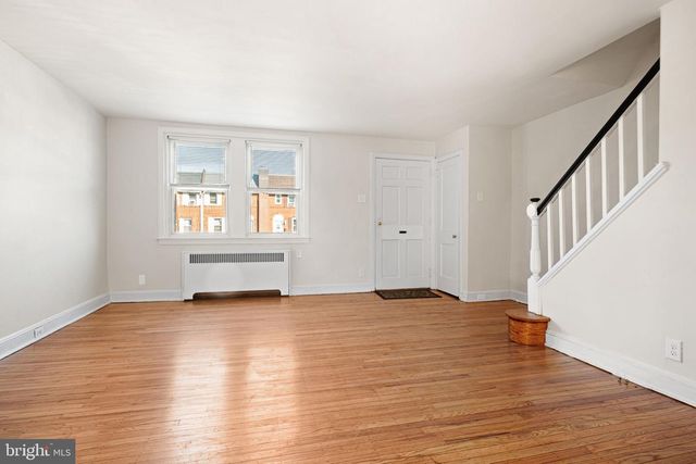 226 WYNNEWOOD AVE, Lansdowne, PA 19050