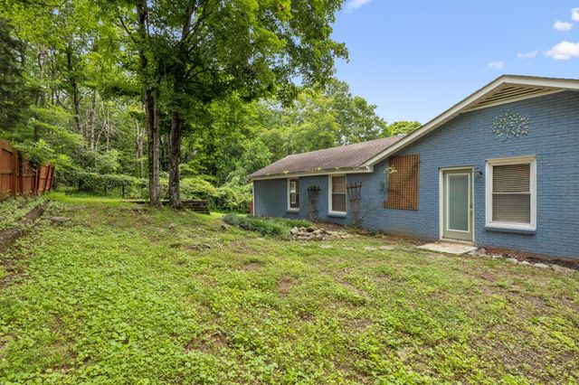 707 Darrow Dr, Pleasant View, TN 37146