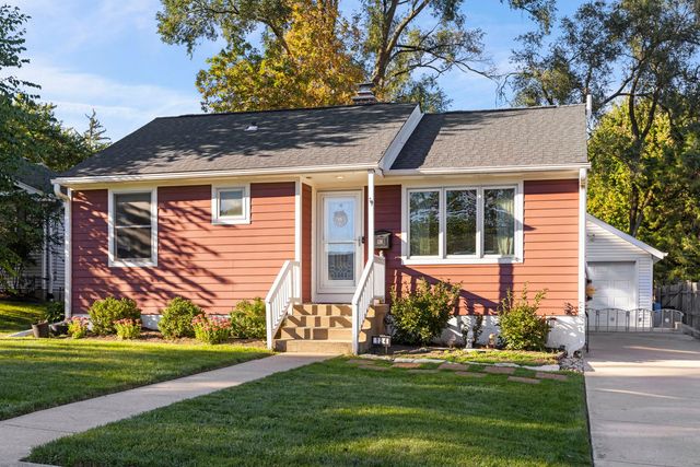 124 W Crystal Avenue, Lombard, IL 60148