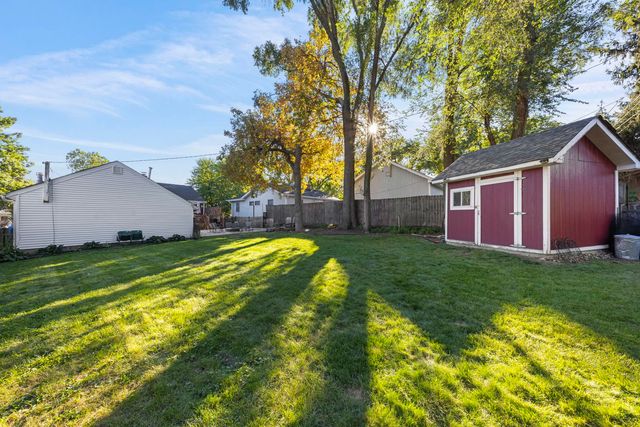 124 W Crystal Avenue, Lombard, IL 60148