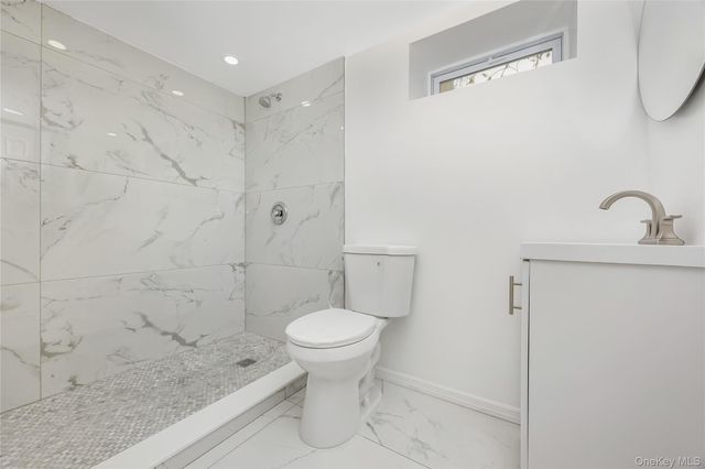 728 Martin Drive, Uniondale, NY 11553