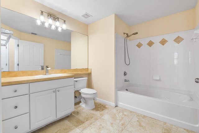 9901 Baywinds 3105, West Palm Beach, FL 33411