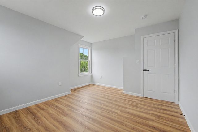 298 King St, Fall River, MA 02724