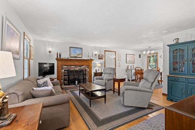 55 Leona Ter, Brewster, MA 02631