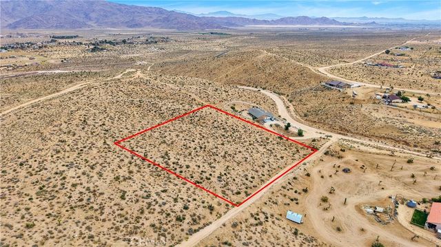 24575 Ocotillo Way, Apple Valley, CA 92308