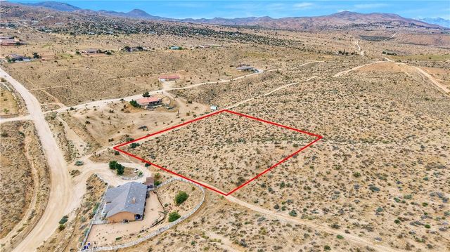 24575 Ocotillo Way, Apple Valley, CA 92308