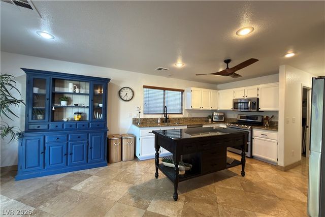 199 Glen Falls Avenue, Henderson, NV 89002
