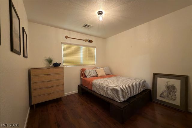 199 Glen Falls Avenue, Henderson, NV 89002