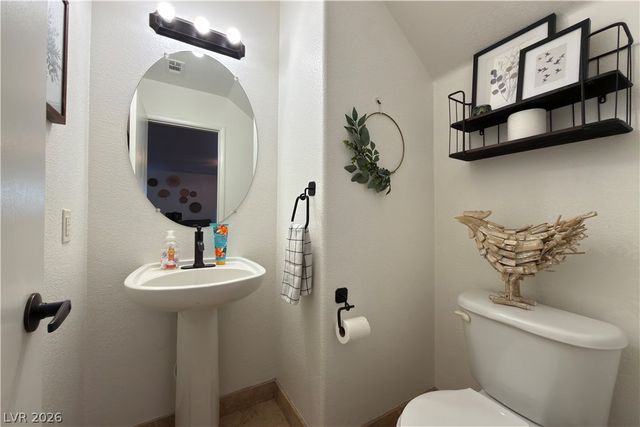 199 Glen Falls Avenue, Henderson, NV 89002