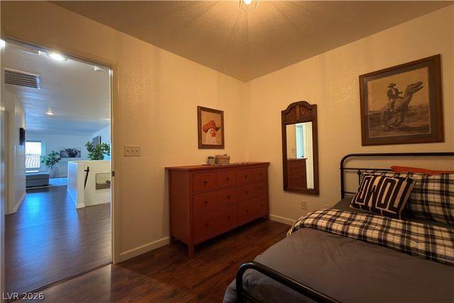 199 Glen Falls Avenue, Henderson, NV 89002